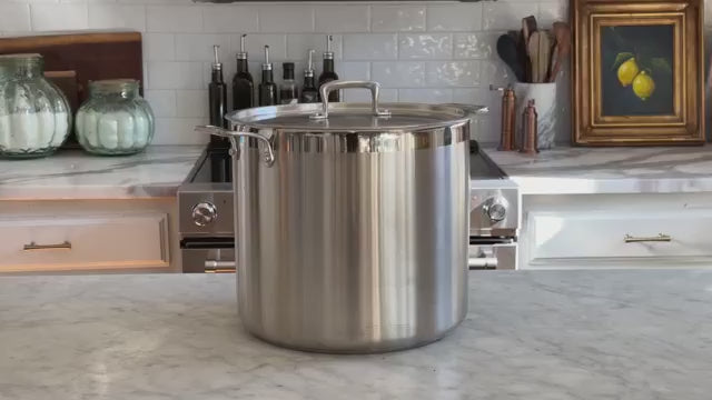 Stockpot – 12 Quart – Brushed Stainless Steel – Heavy Duty Induction Pot with Lid and Riveted Handles – For Soup, Seafood, Stock, Canning and for Catering for Large Groups and Events by BAKKEN